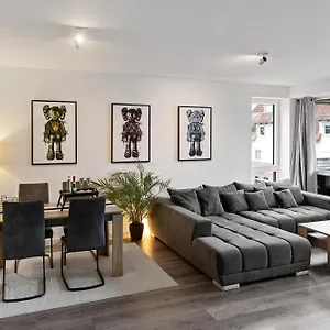 Apartment Modern Style Business - Office - Kitchen - Balcony, Herzogenaurach